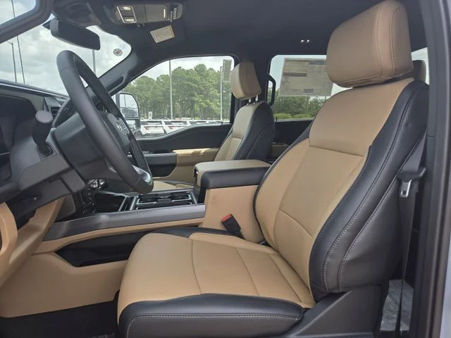 New 2026 Glacier Gray Metallic Tri-Coat Ford F-250® Lariat® image 31