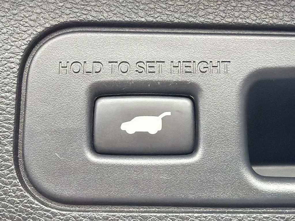 Used 2019  Honda Touring image 18