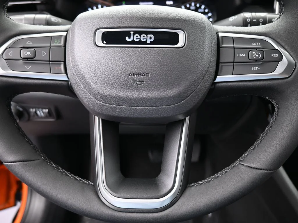 New 2026 Joose (DISC) Jeep Latitude image 24