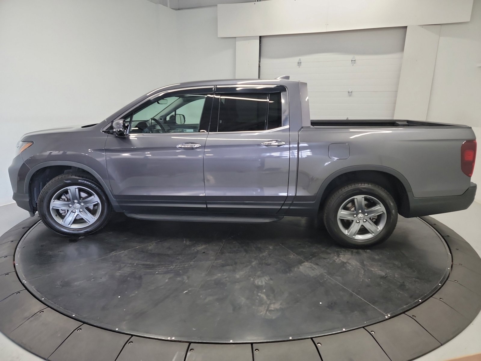 Certified Used 2021 Modern Steel Metallic Honda RTL-E image 5