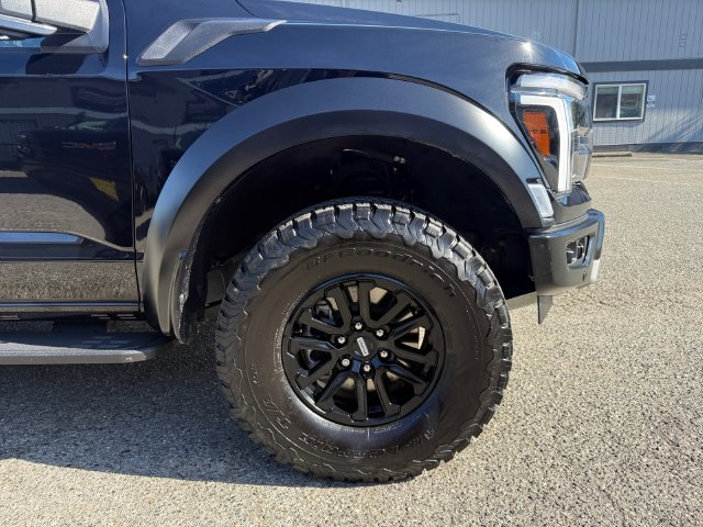 Used 2025 Black Ford Raptor image 24