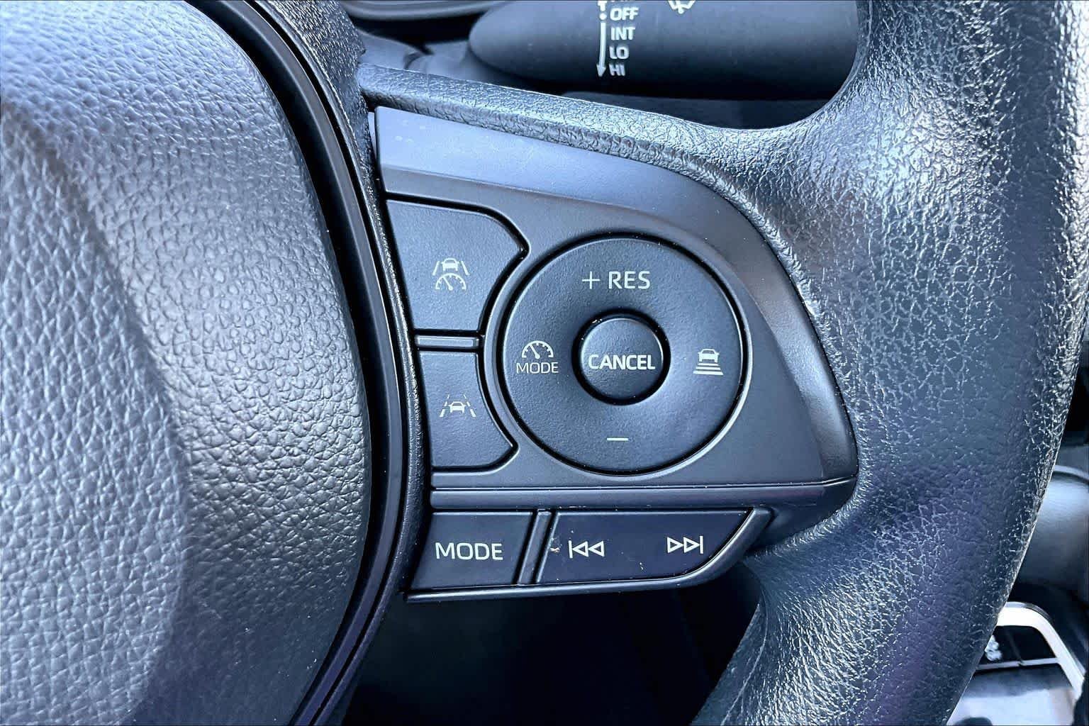 Used 2024 Underground Toyota LE image 21