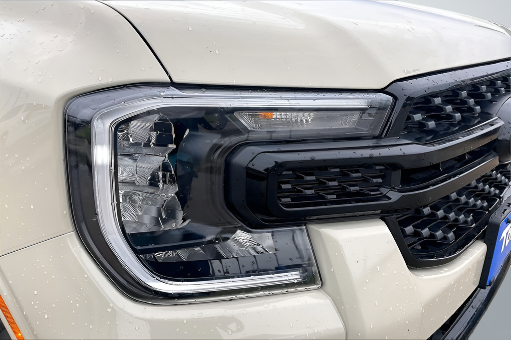 New 2026 Desert Sand Ford Lariat image 23