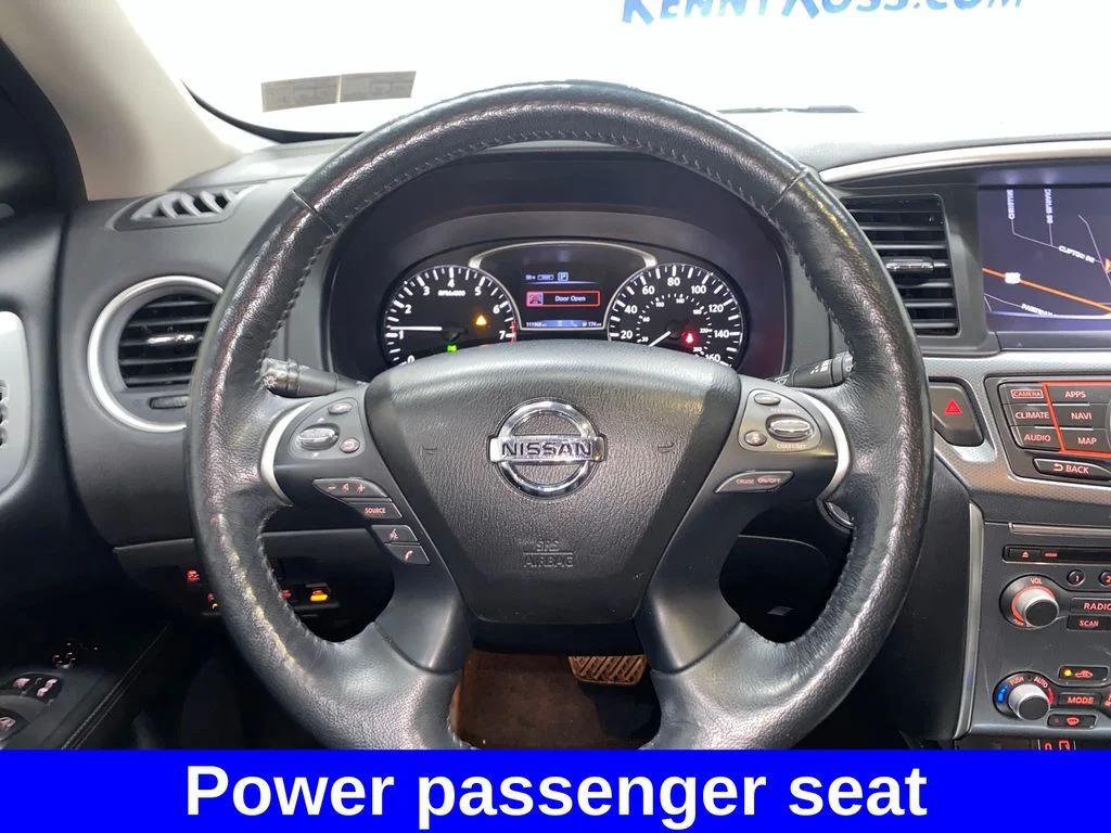 Used 2019 Green Nissan SL image 25