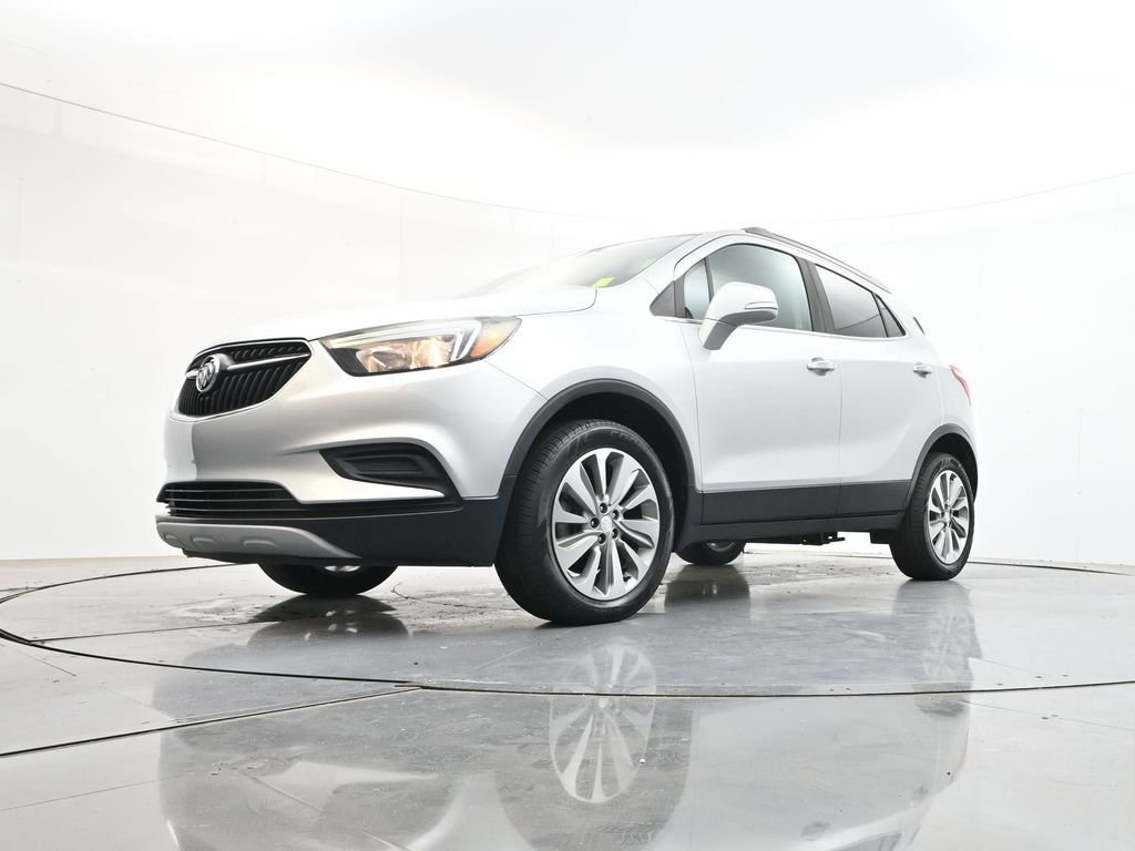 Used 2018 Silver Buick Preferred image 34