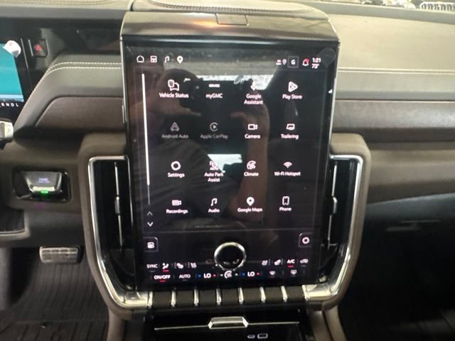 2026 GMC Yukon Denali Ultimate - Photo 25