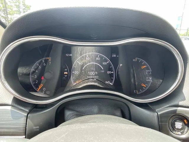 Used 2019 White Jeep Limited image 21