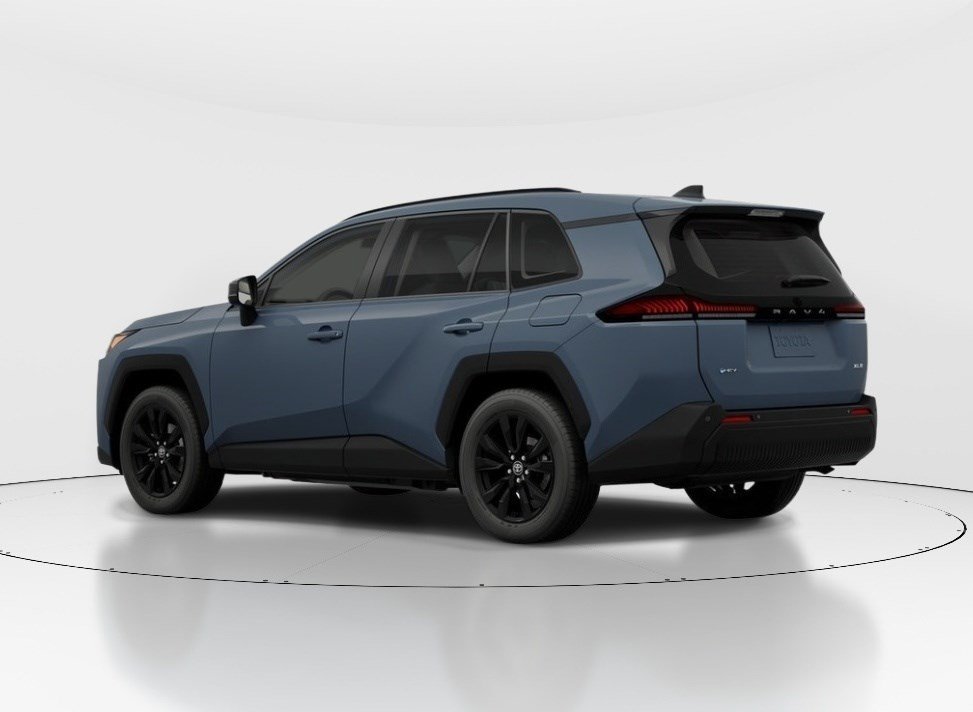 Used 2026 Cloud Toyota XLE Premium image 6