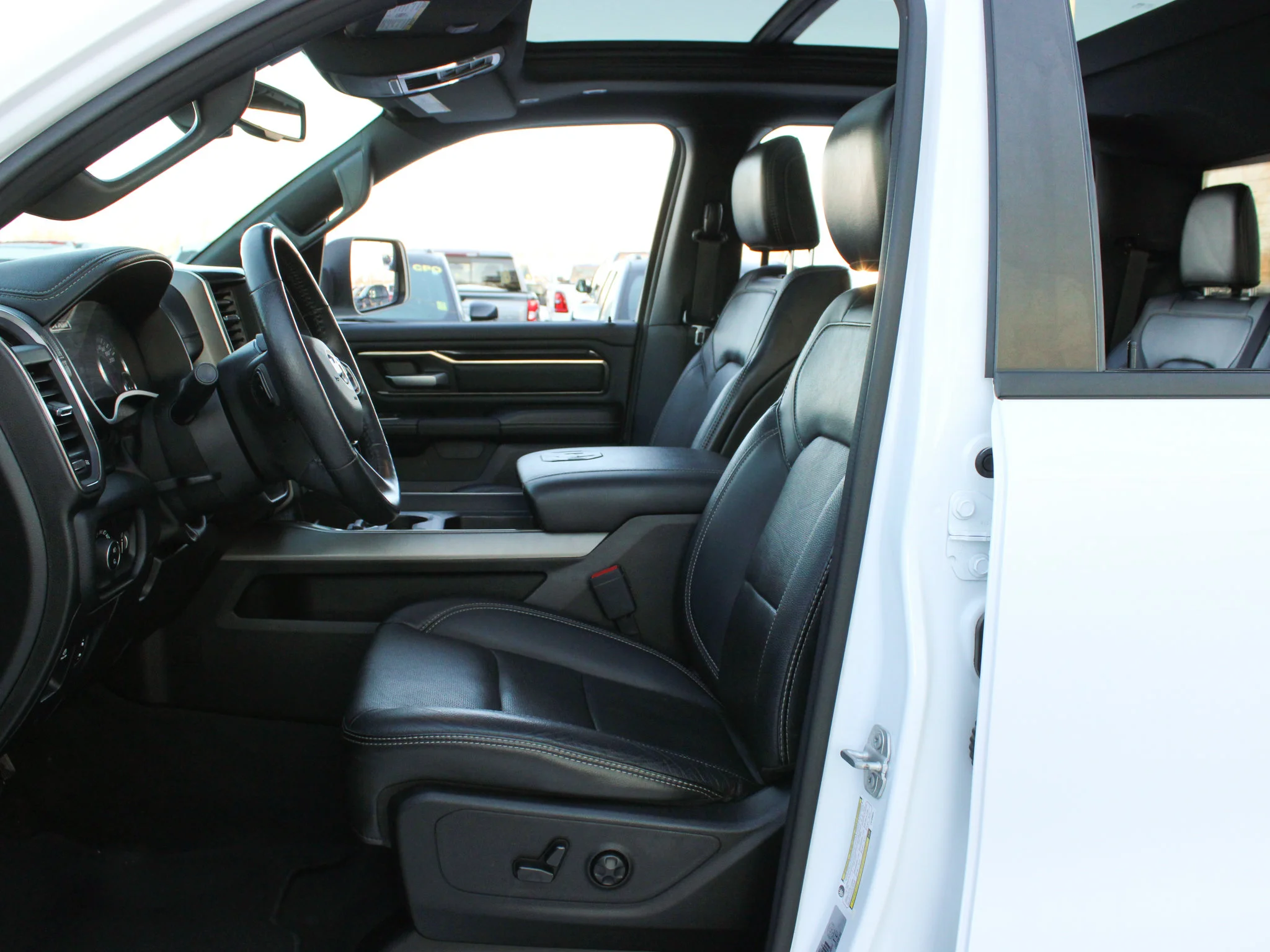 Certified Used 2020 White RAM Sport * One Owner | Panoramic Sunroof | Apple CarPlay | Remote Start | HEMI V8 image 3