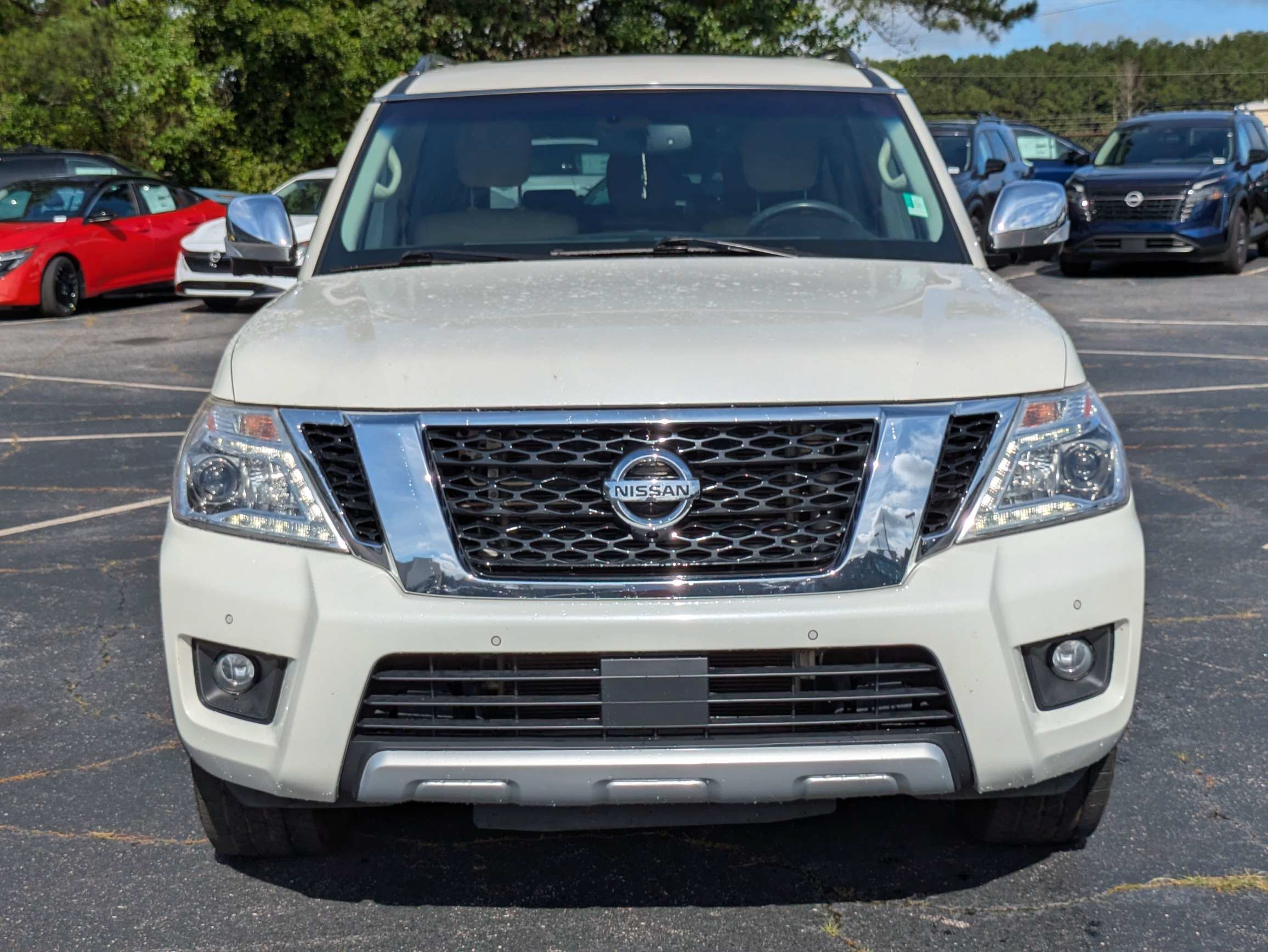 Used 2017 White Nissan SL image 8