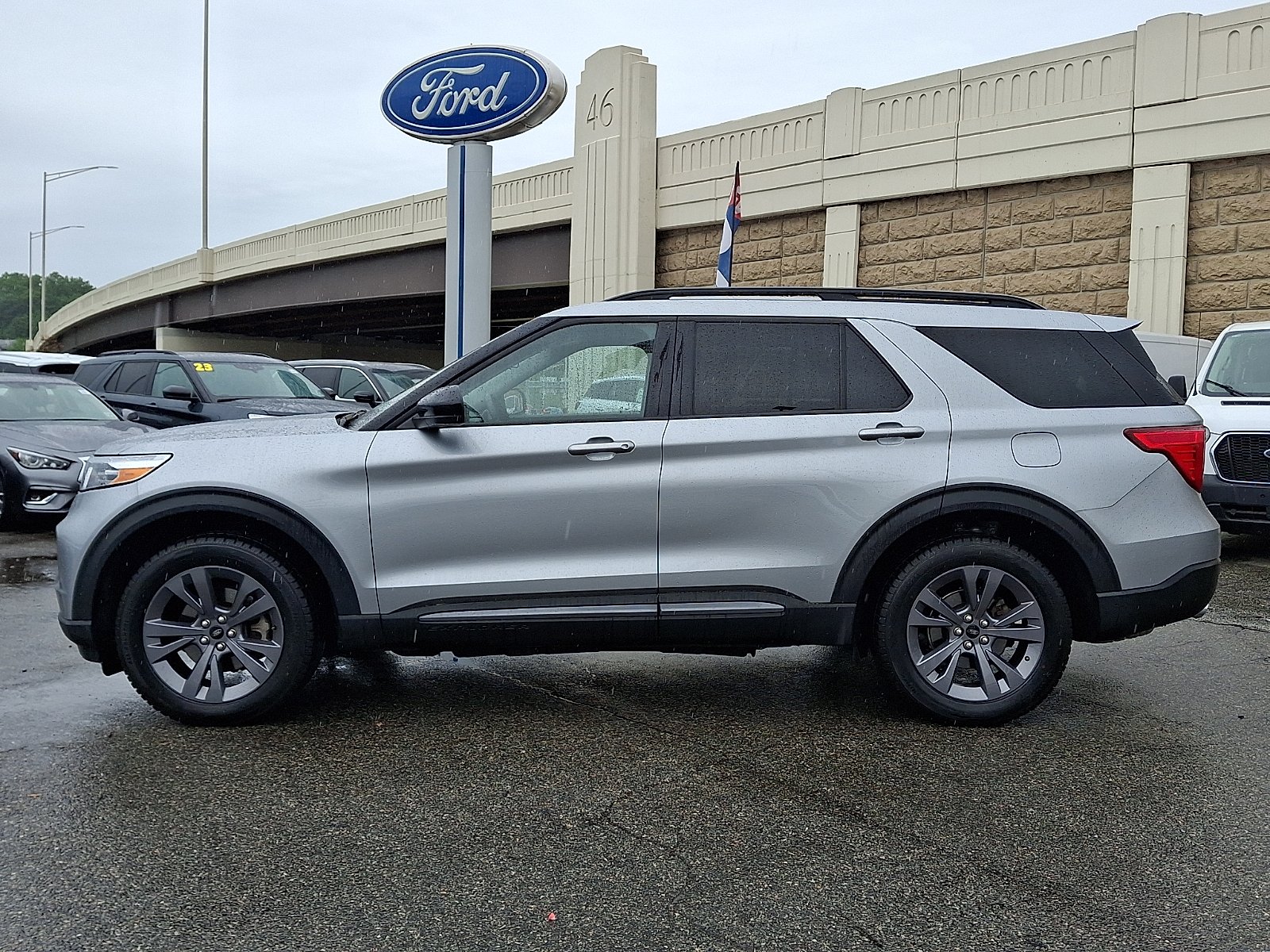 Used 2023 Iconic Silver Metallic - JS Ford XLT image 7