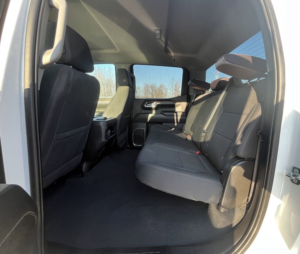 2023 Chevrolet Silverado 1500 RST - Photo 16