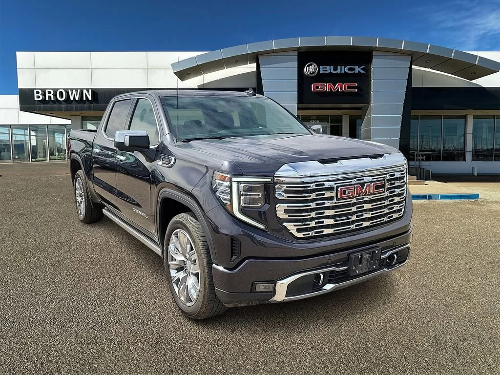 2024 GMC Sierra 4WD Crew Cab Short Box Denali's photo