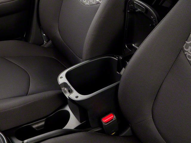 Used 2010 Alien Kia ! image 19