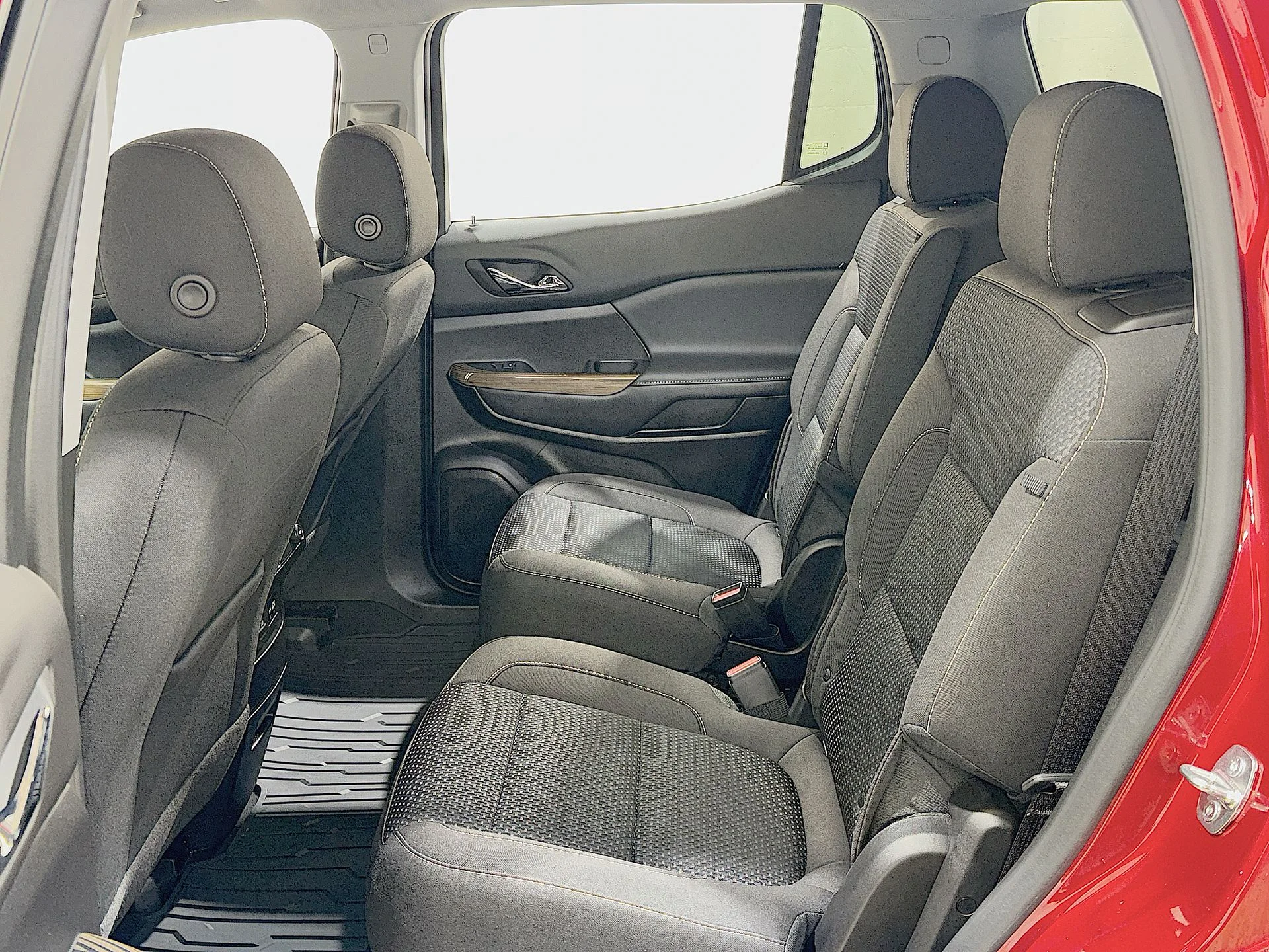 Used 2023 Volcanic Red Tintcoat GMC SLE image 22