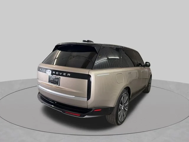 Used 2024 Batumi Gold Premium Metallic Land Rover Autobiography image 4