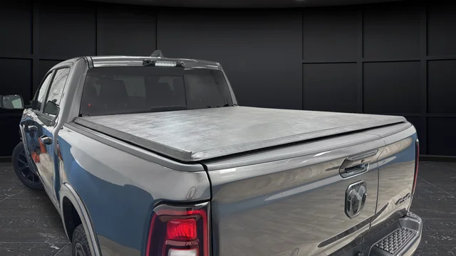 New 2026 Granite Crystal Metallic Clear-Coat Exterior Paint RAM Laramie image 40