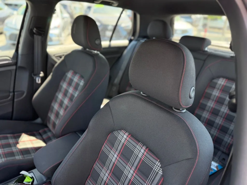 Used 2019 Black Volkswagen 2.0T S image 20