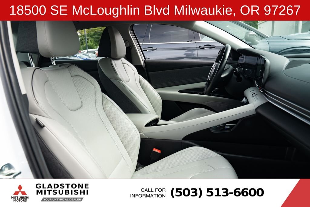 Used 2024 White Hyundai Limited image 26