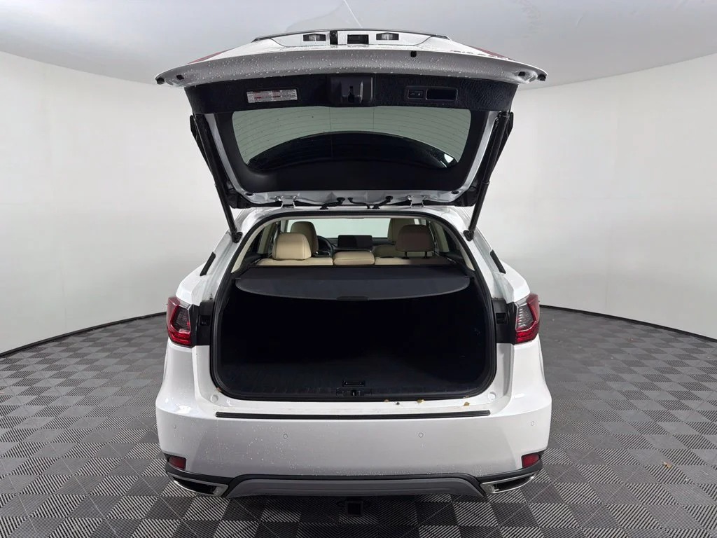 Used 2021 White Lexus 350 image 13