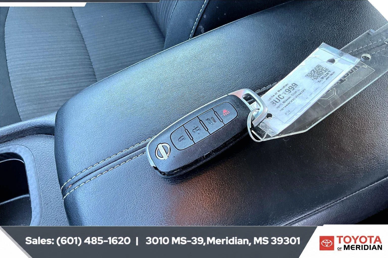 Used 2025 Atlantic Gray Metallic Nissan SV image 9