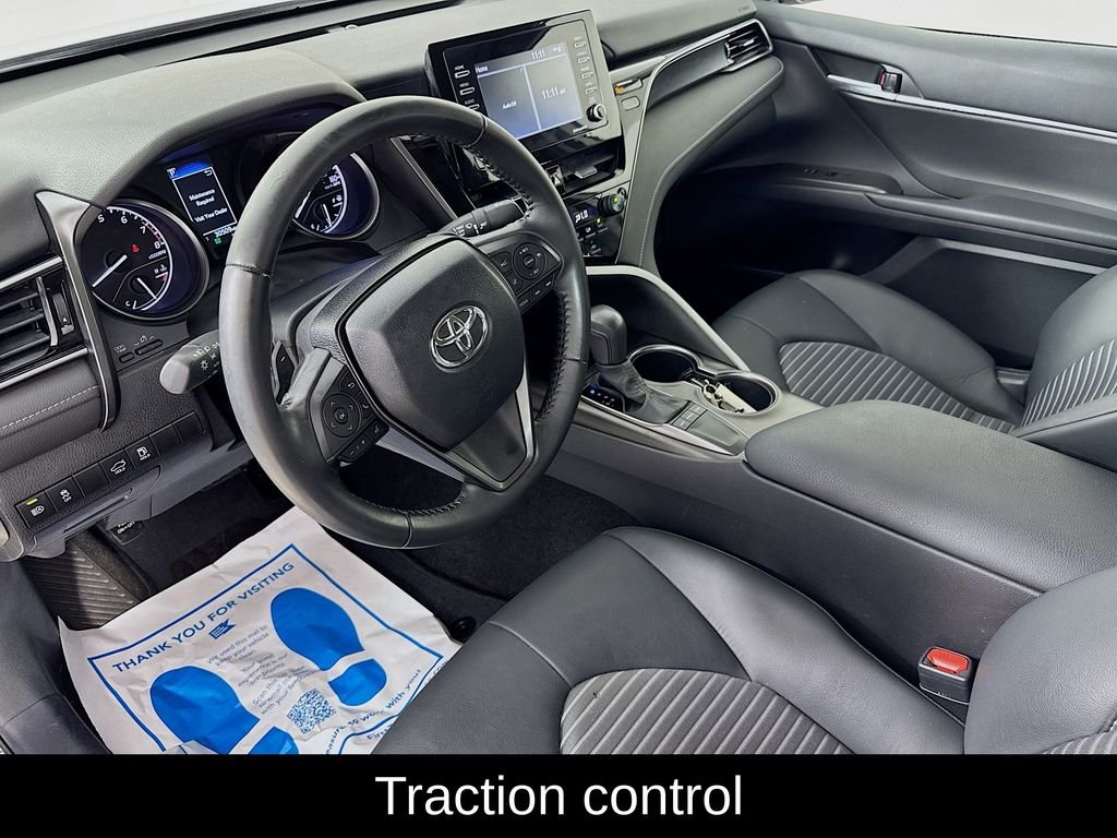 Used 2024 Ice Toyota SE image 10