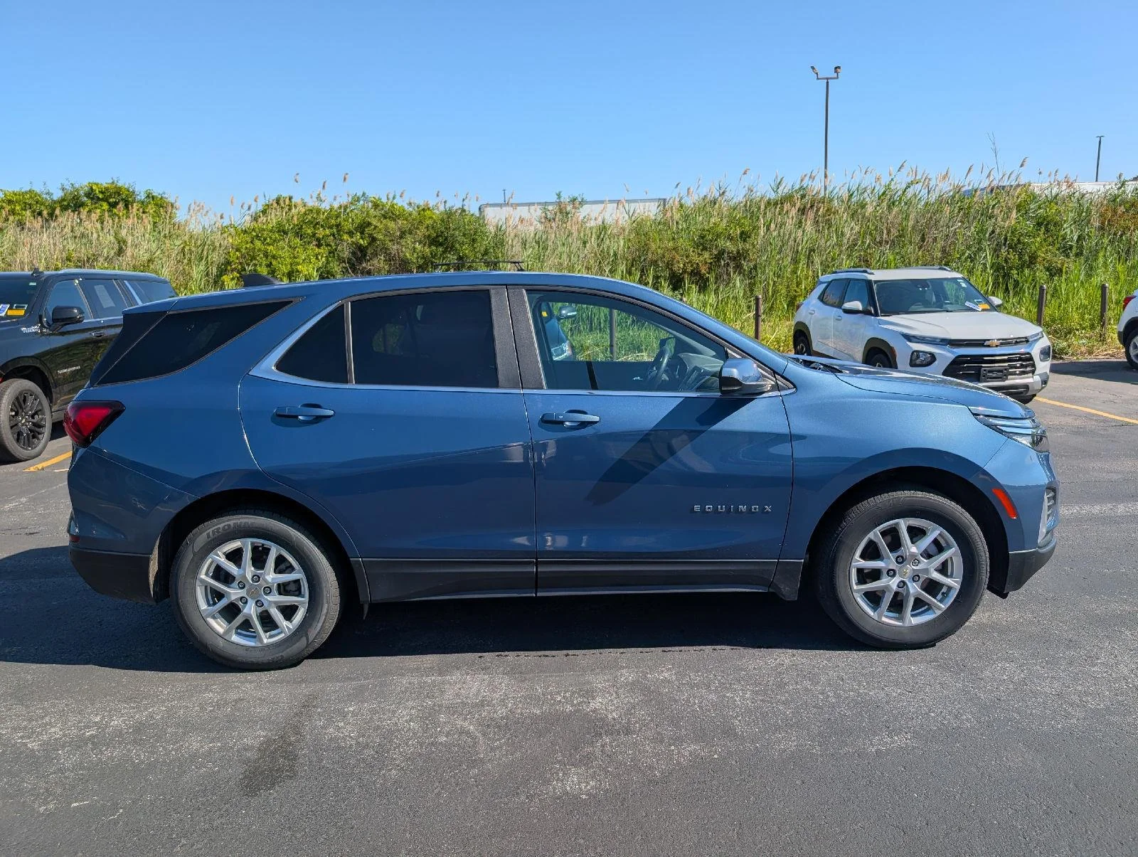 Used 2024 Lakeshore Blue Metallic Chevrolet LT image 9