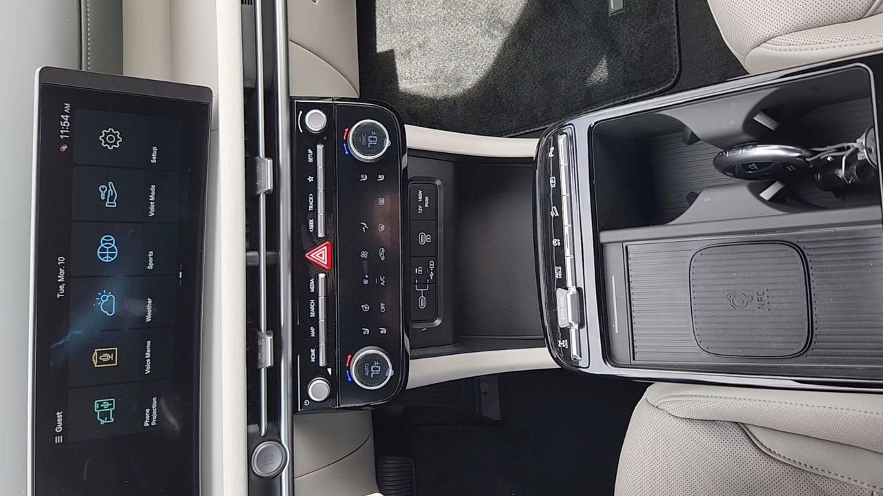 New 2026 Ecotronic Gray Hyundai Limited AWD image 15