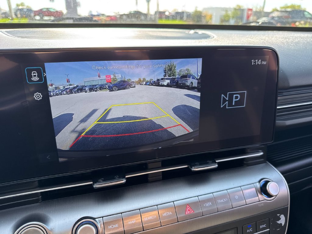 Used 2024 Red Hyundai SEL image 16