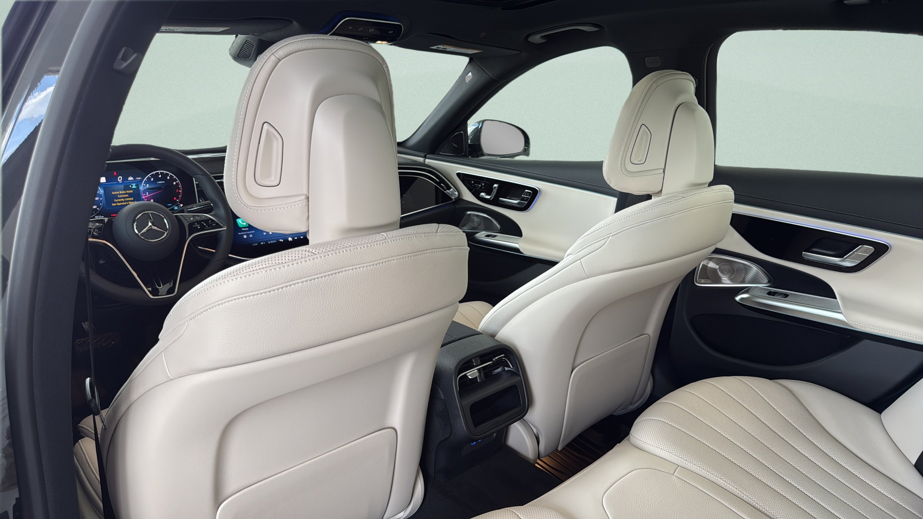 New 2026 Graphite Grey Metallic Mercedes-Benz E 450 image 20