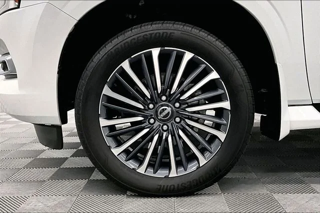 2025 Nissan Armada Platinum Reserve - Photo 10