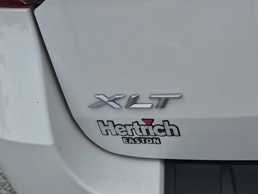 Certified Used 2024 Star White Metallic Tri-Coat Ford XLT image 23