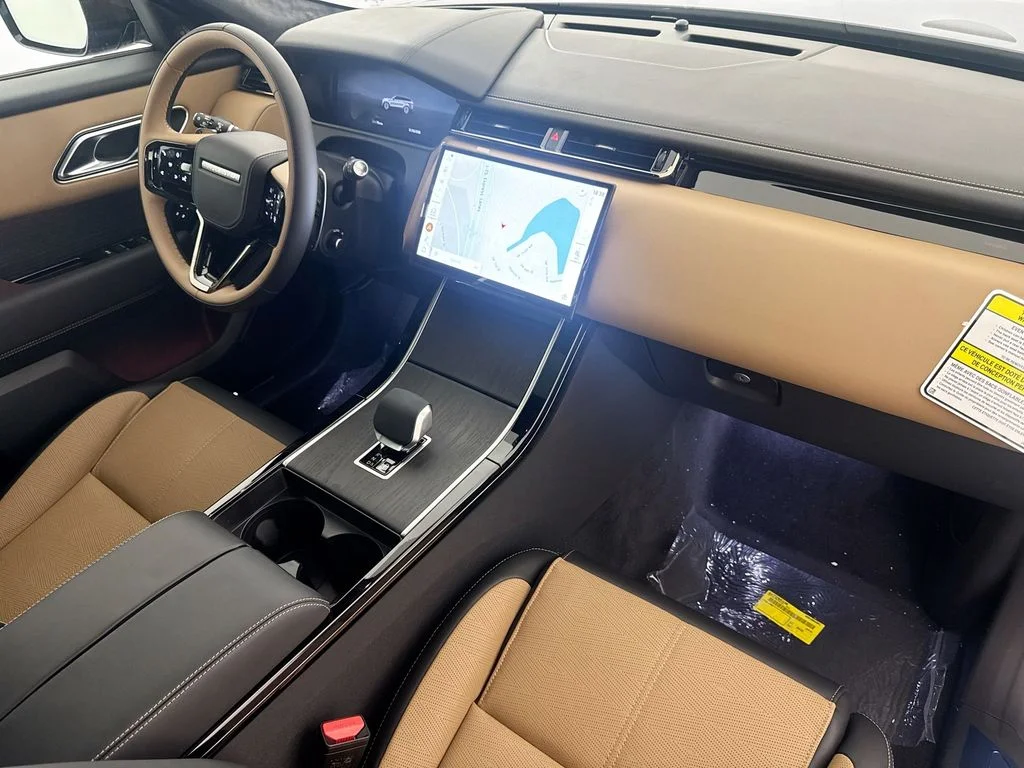 New 2026 Charente Grey Land Rover Autobiography image 31