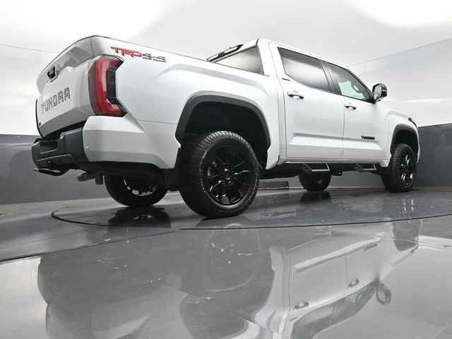 Used 2024  Toyota  image 37