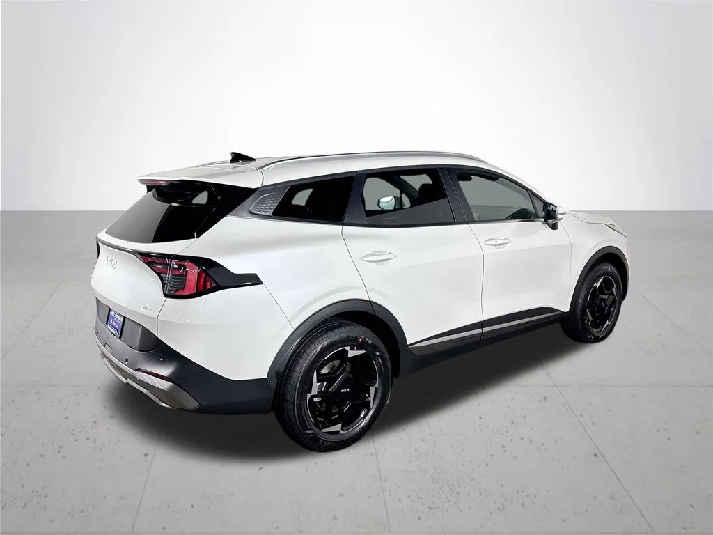 New 2026 Snow White Pearl Kia EX image 6