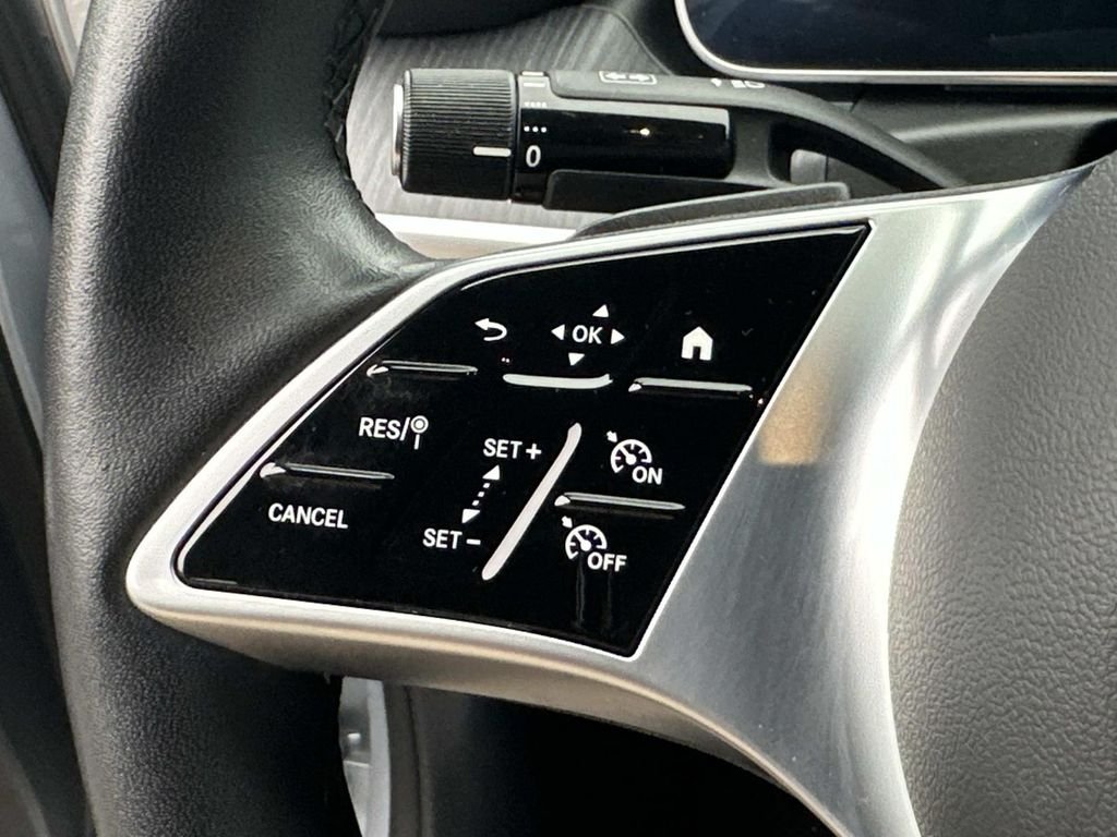 Certified Used 2024 Cirrus Silver Metallic Mercedes-Benz C 300 image 27