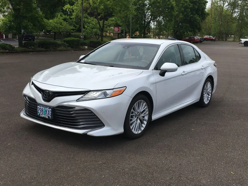 2018 Toyota Camry 2.5 Auto XLE's photo
