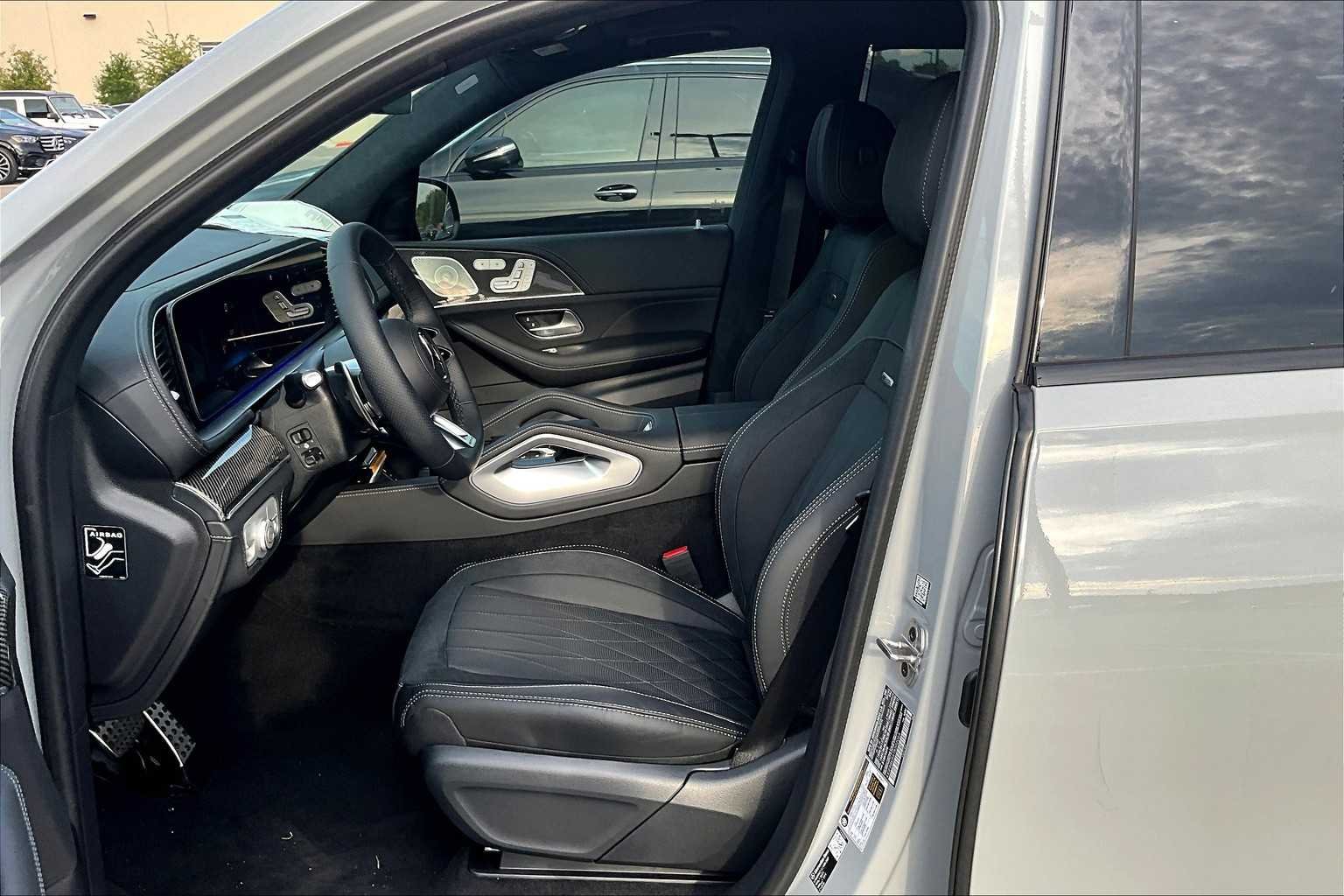 2026 Mercedes-Benz GLE AMG GLE63 S - Photo 9