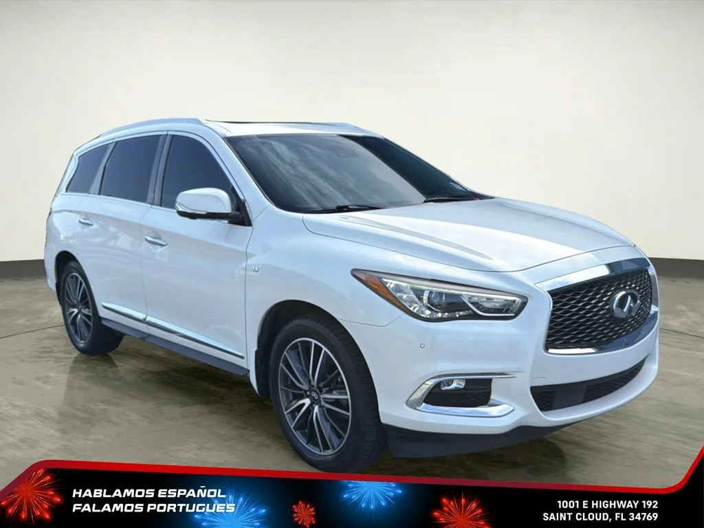 Used 2020 White INFINITI LUXE image 9