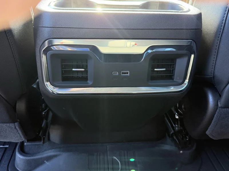 New 2026 Sterling Metallic GMC Elevation image 16