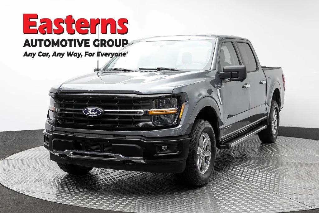 Used 2024 Gray Ford XLT image 1
