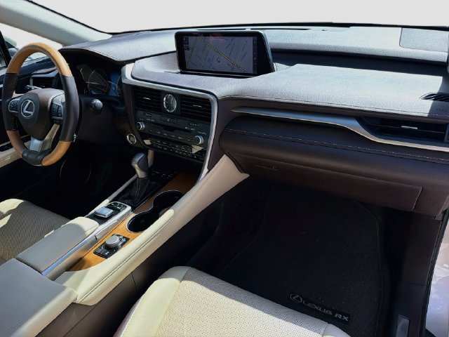 Used 2018 Cashmere Metallic Lexus RX 350 image 14