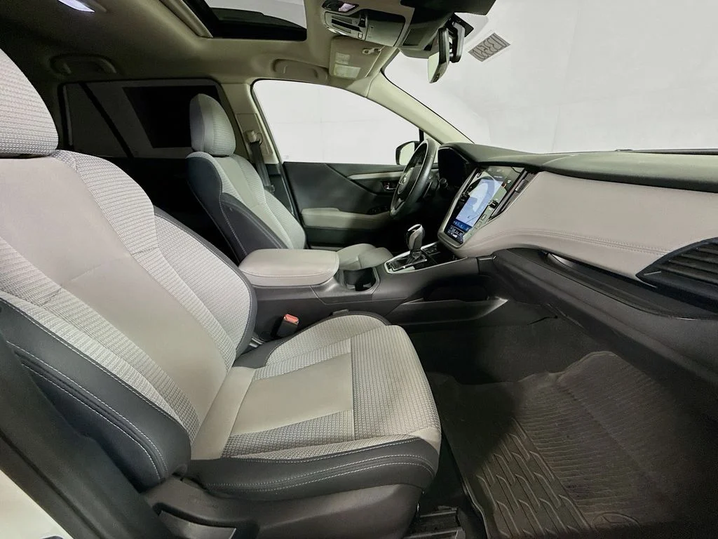 Used 2024 Crystal White Pearl Subaru Premium image 29