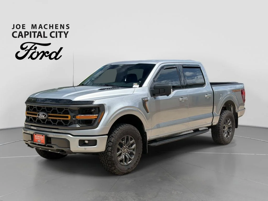Used 2025 Silver Metallic Ford Tremor image 9