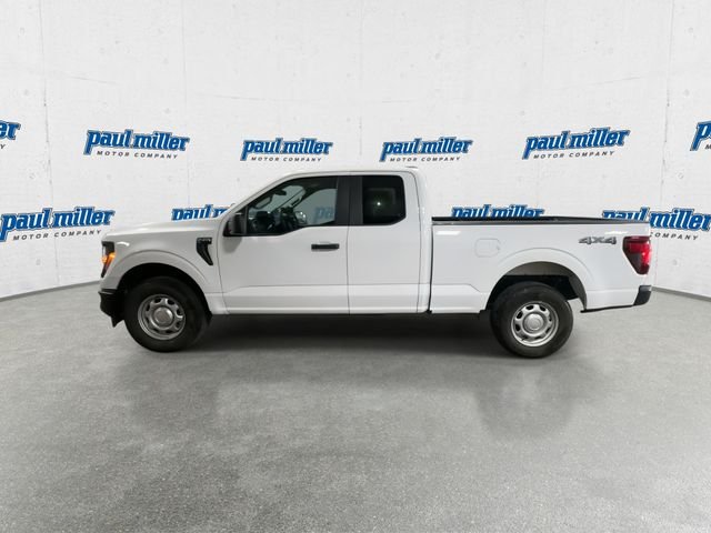 Used 2025 White Ford XL image 7