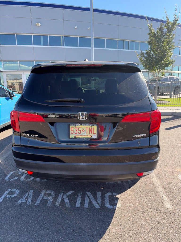 Used 2016  Honda EX image 7