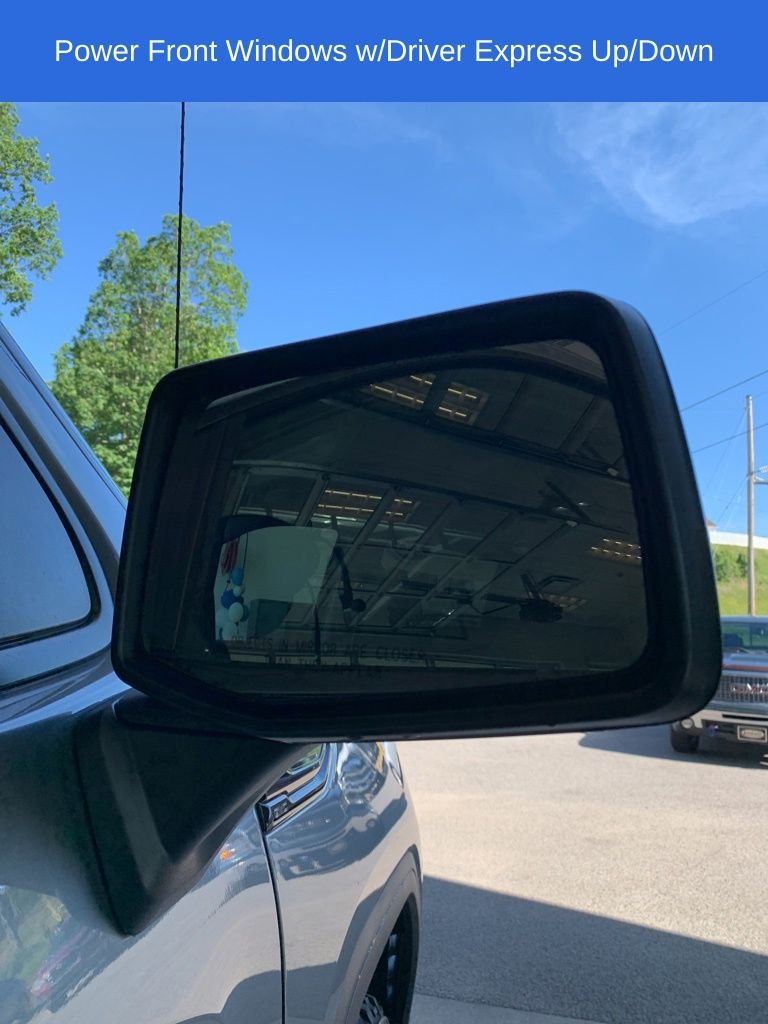 Used 2024 Silver GMC Elevation image 15