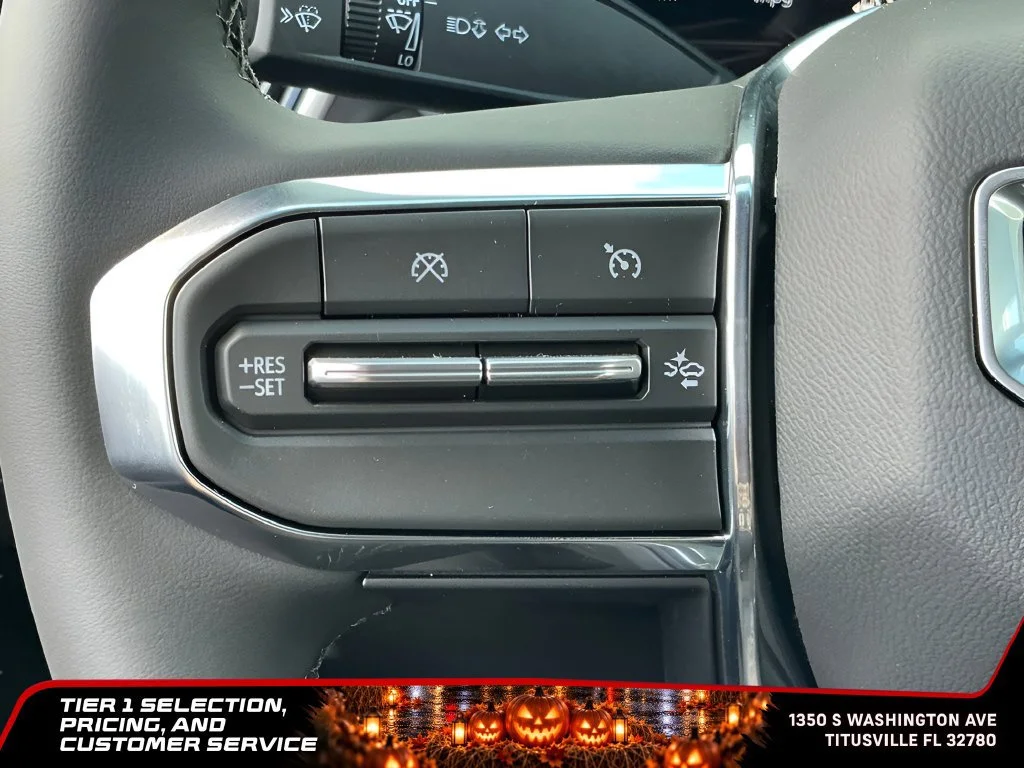 New 2026 Sterling Metallic GMC Elevation image 32