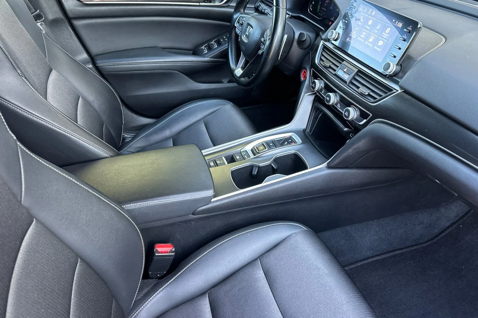 Used 2022  Honda Sport image 15