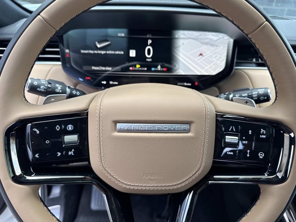 New 2026 Fuji White Land Rover Dynamic SE image 27